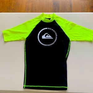 Mens Quicksilver Rash Guard XS